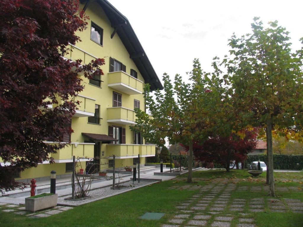 Albergo Residence Isotta Veruno Dış mekan fotoğraf
