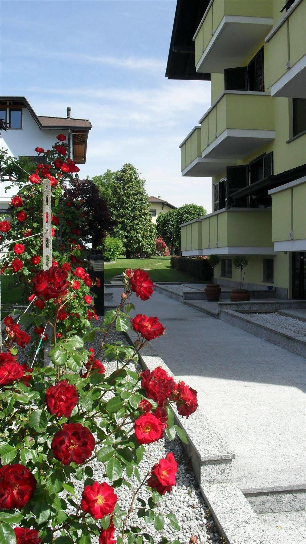 Albergo Residence Isotta Veruno Dış mekan fotoğraf